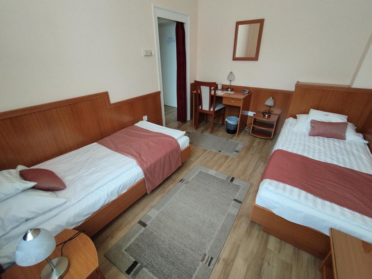 Hotel Pannonia Miskolc Exterior foto